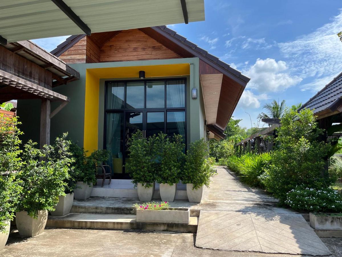 Look At Home Lamphun Extérieur photo
